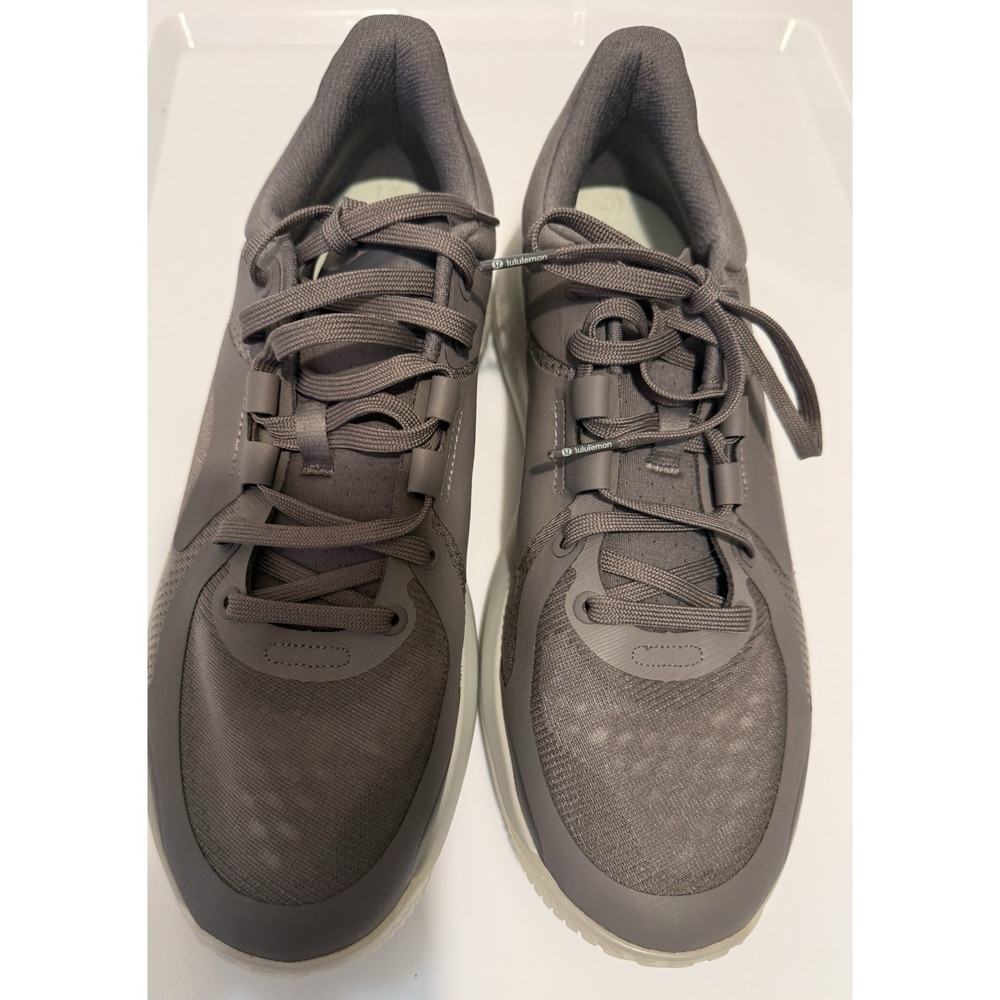 Lululemon Strongfeel Train Men 10.5 Grey Anchor Vapor Lavender Training Shoes